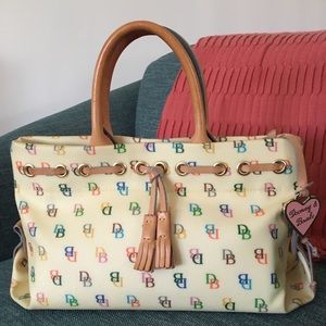 🌸Dooney and Bourke Vintage Authentic EUC